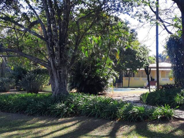 #556 - Casa para Venda em Valinhos - SP