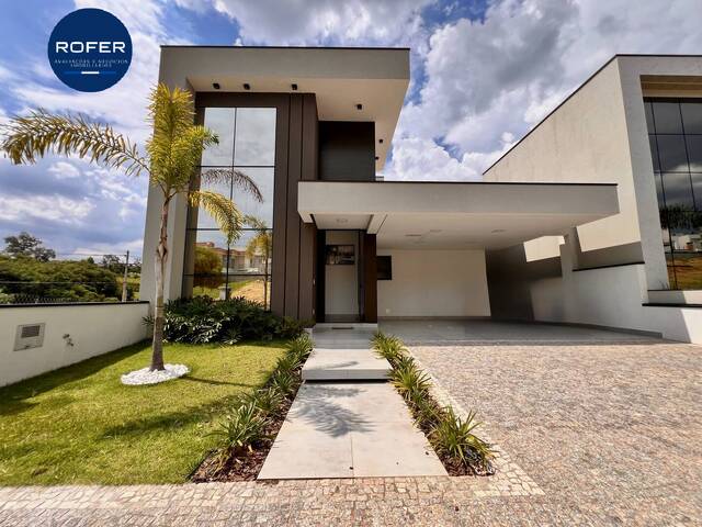 #584 - Casa para Venda em Valinhos - SP - 2