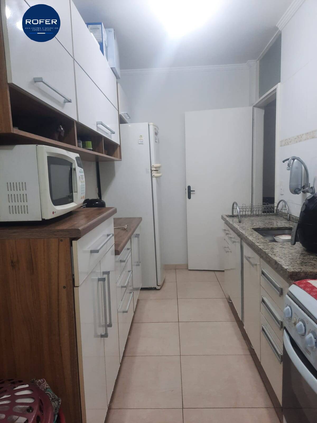 Apartamento à venda com 2 quartos, 67m² - Foto 13