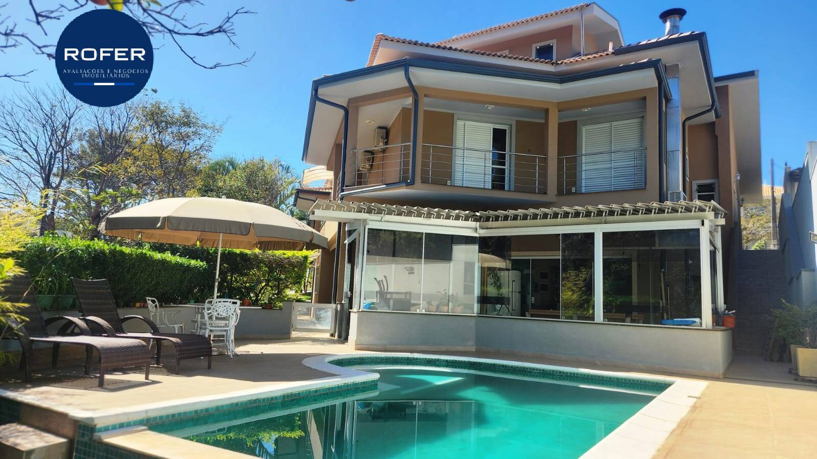 Casa, 4 quartos, 553 m² - Foto 1